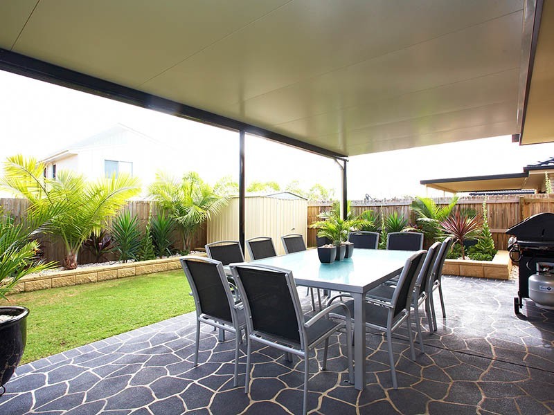 7 Kurrajong Circuit, North Lakes QLD 4509