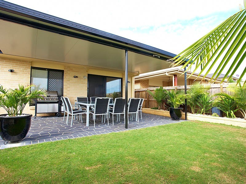 7 Kurrajong Circuit, North Lakes QLD 4509