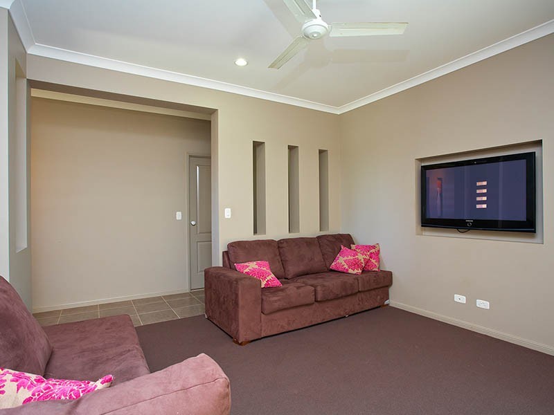 57 Gibbs, North Lakes QLD 4509