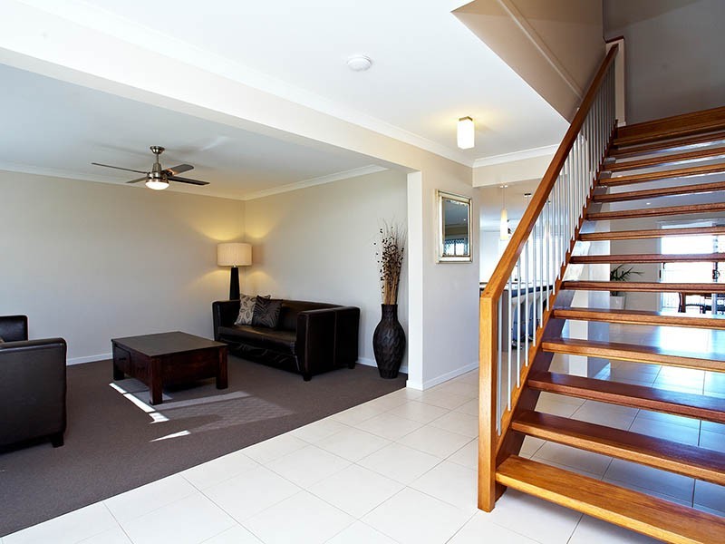 4 Pipit Close, Mango Hill QLD 4509