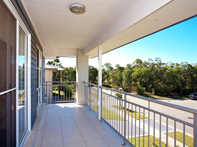 34 Kurrajong Circuit, North Lakes QLD 4509