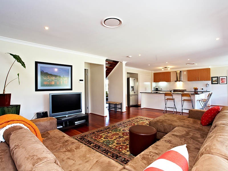 34 Kurrajong Circuit, North Lakes QLD 4509