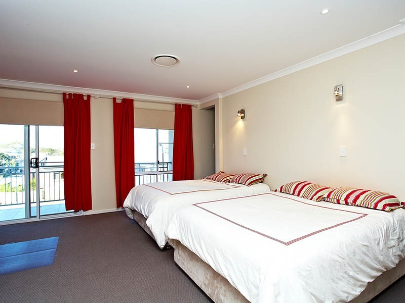 34 Kurrajong Circuit, North Lakes QLD 4509