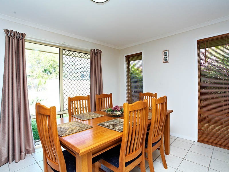 4 Kalamunda Street, North Lakes QLD 4509