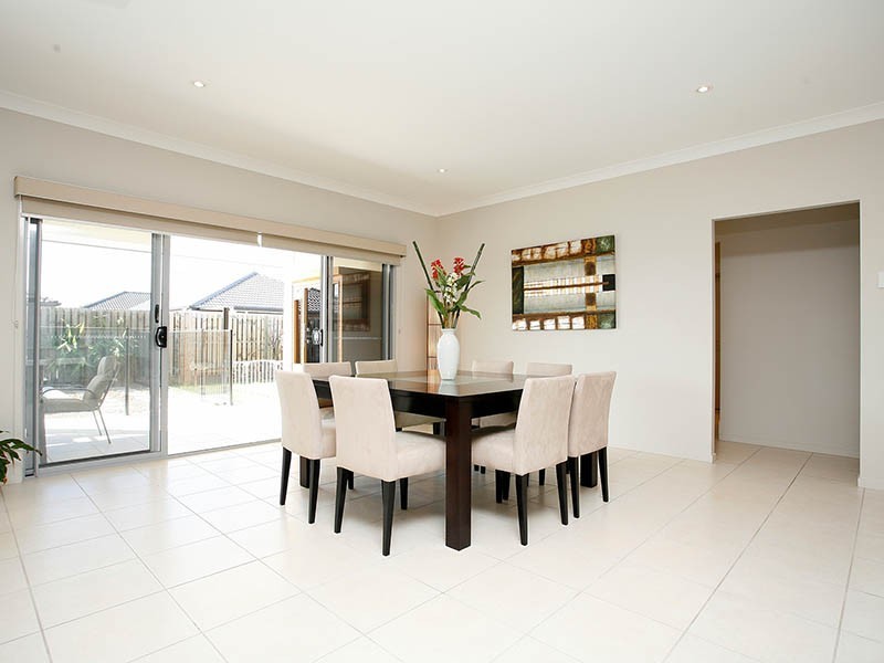 1 Dibbler Court, North Lakes QLD 4509