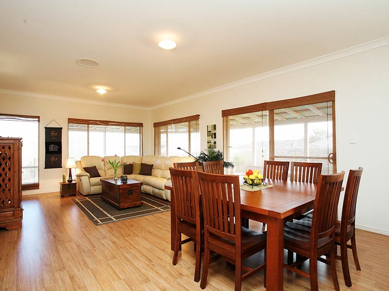 11 Glider Street, North Lakes QLD 4509