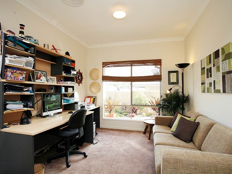 11 Glider Street, North Lakes QLD 4509