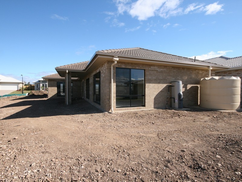 22 Lanagan Circuit, North Lakes QLD 4509