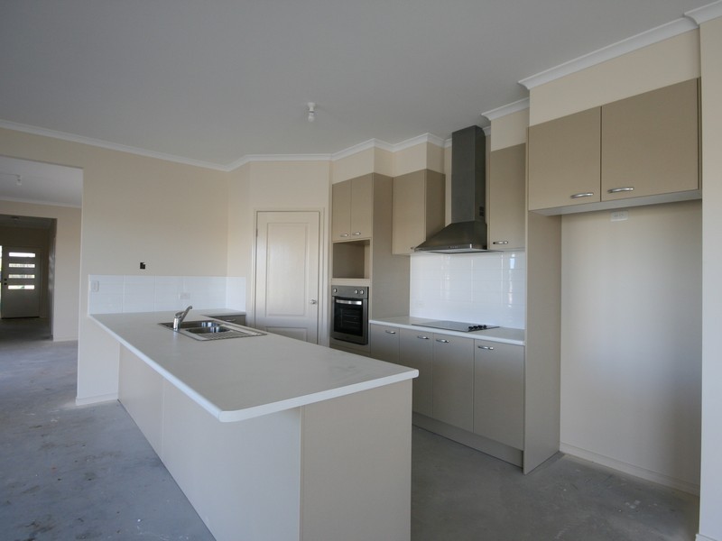 22 Lanagan Circuit, North Lakes QLD 4509