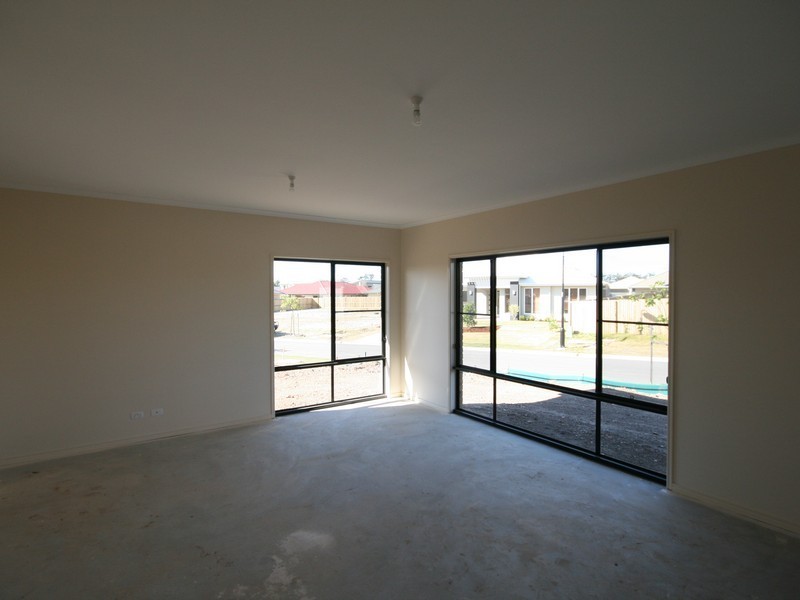 22 Lanagan Circuit, North Lakes QLD 4509