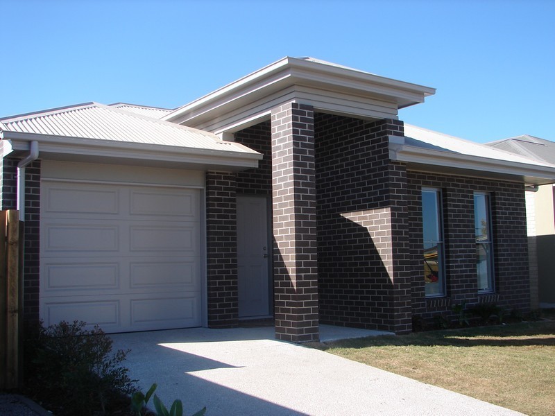 14 Menara Circuit, North Lakes QLD 4509