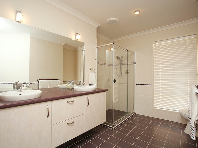 26 Lacebark Street, North Lakes QLD 4509