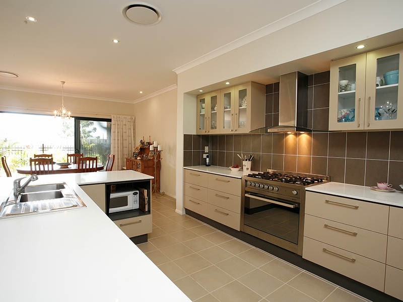 15 Quoll Circuit, North Lakes QLD 4509