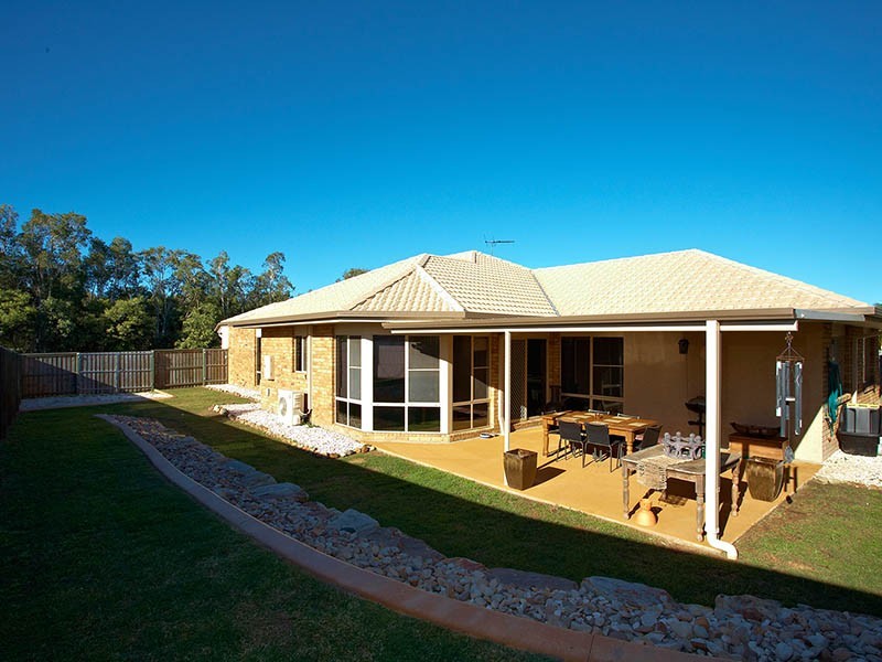 8 Peron Crescent, North Lakes QLD 4509