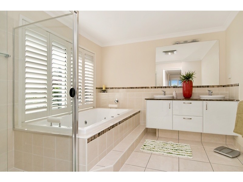 6 Jasper Place, Mango Hill QLD 4509