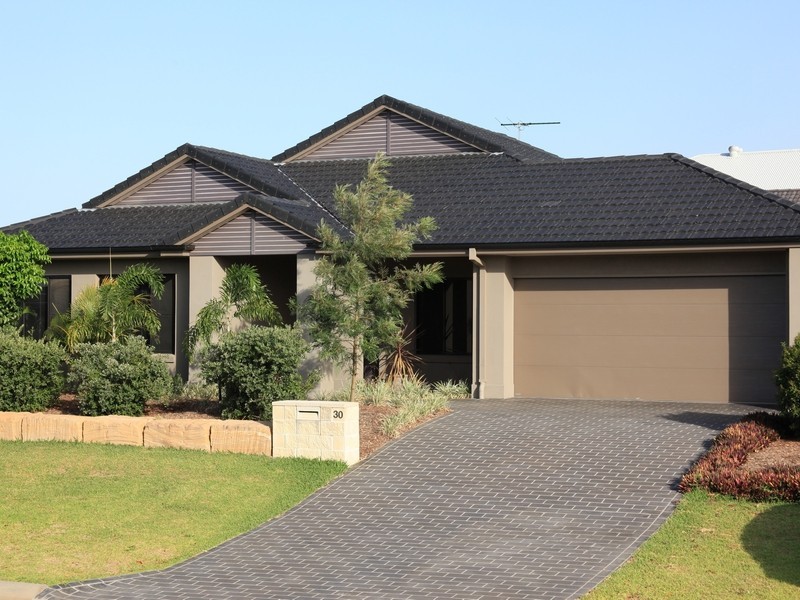 30 Marsh Parade, North Lakes QLD 4509