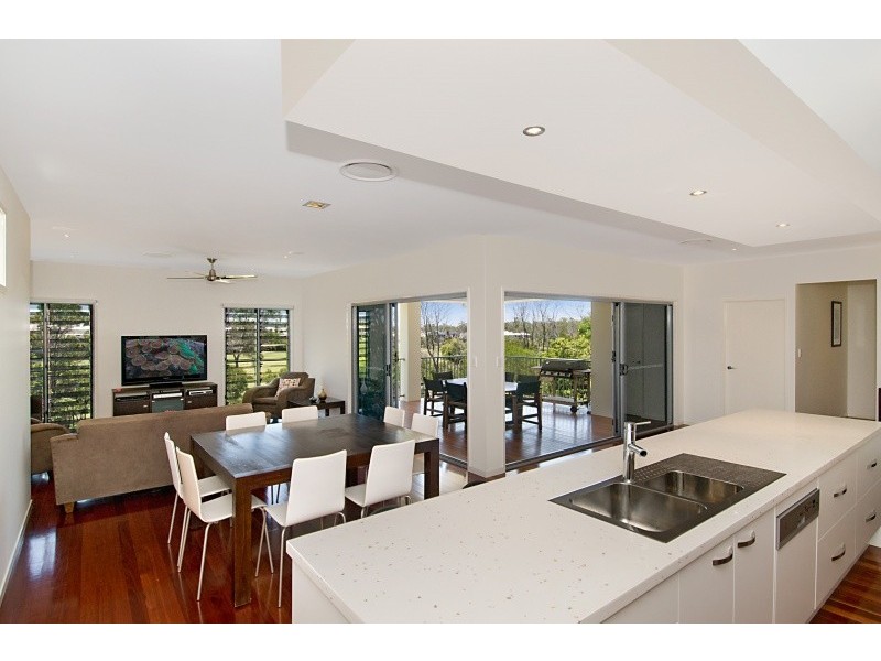 27 Riley Court, North Lakes QLD 4509