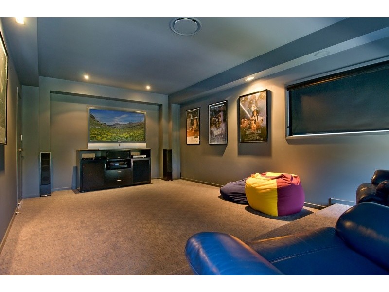 27 Riley Court, North Lakes QLD 4509