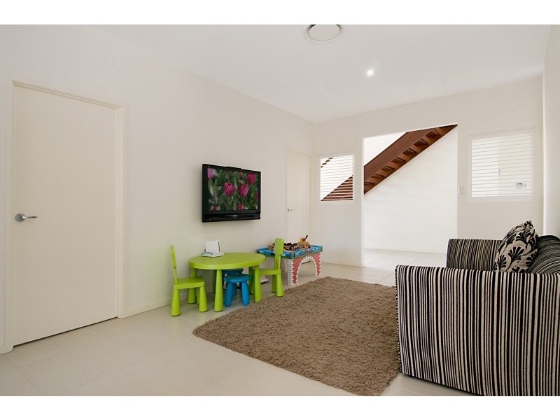 27 Riley Court, North Lakes QLD 4509