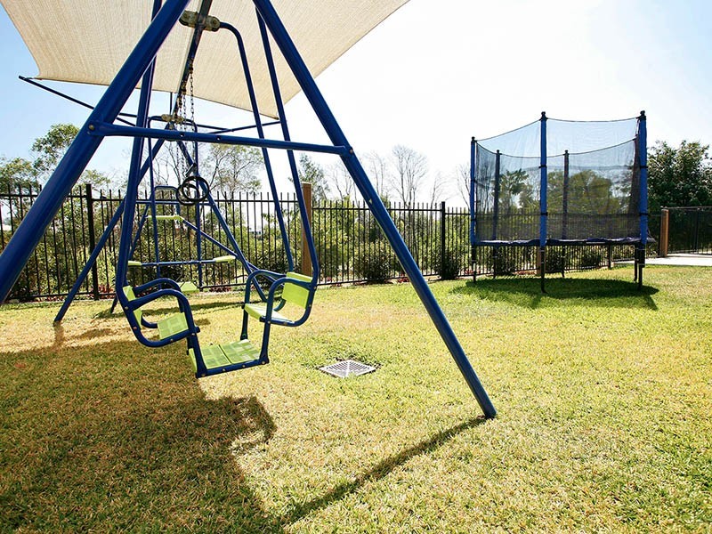 27 Riley Court, North Lakes QLD 4509