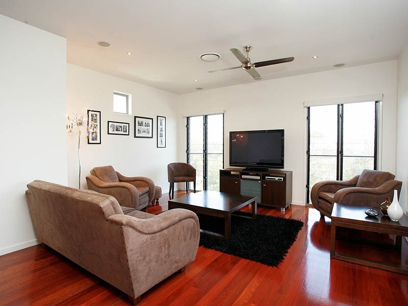 27 Riley Court, North Lakes QLD 4509
