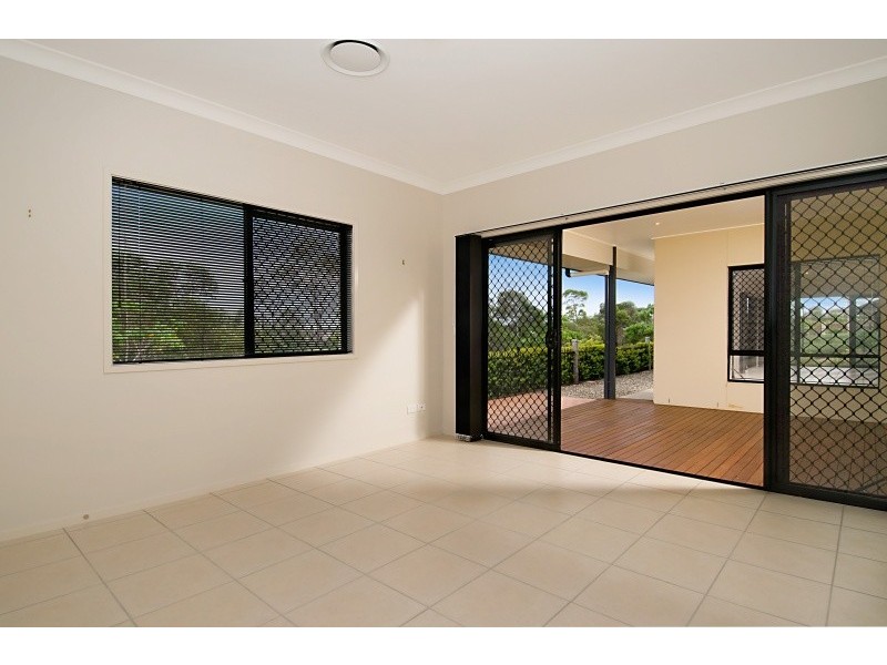 15 Riley Court, North Lakes QLD 4509