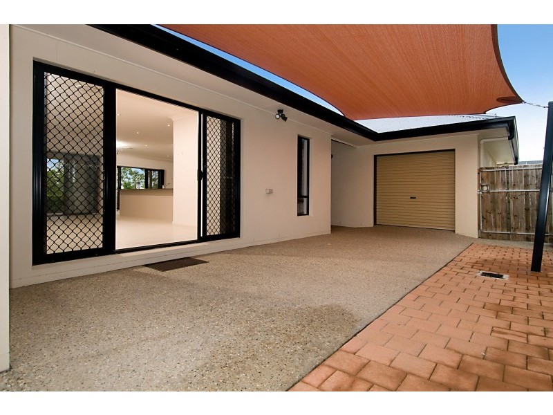 15 Riley Court, North Lakes QLD 4509