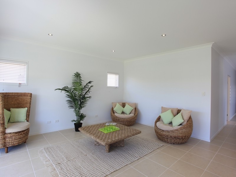 94 Nicklaus Parade, North Lakes QLD 4509