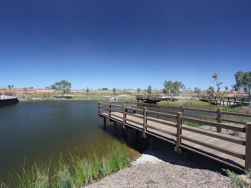 94 Nicklaus Parade, North Lakes QLD 4509