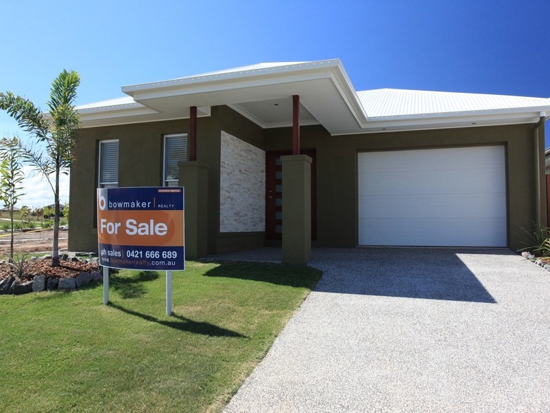 94 Nicklaus Parade, North Lakes QLD 4509