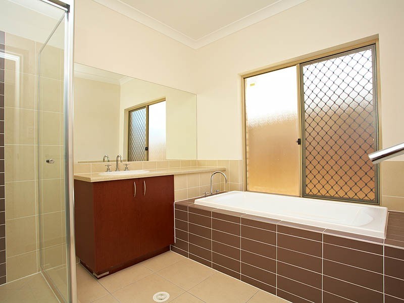 27 Hare Street, North Lakes QLD 4509