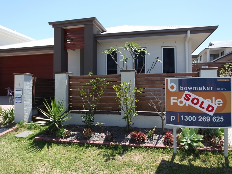 6 Nicklaus Parade, North Lakes QLD 4509