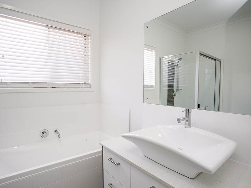 6 Nicklaus Parade, North Lakes QLD 4509