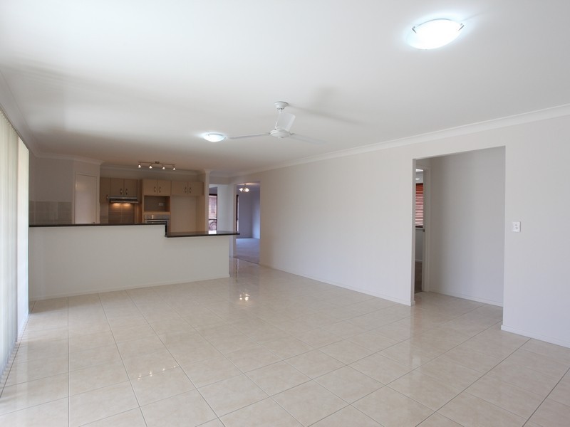 27 Sunstone Circuit, Mango Hill QLD 4509