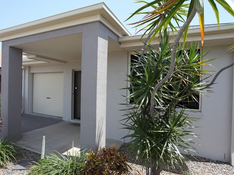 10 Satinash Court, North Lakes QLD 4509