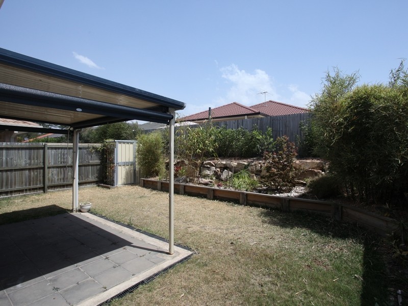 10 Satinash Court, North Lakes QLD 4509