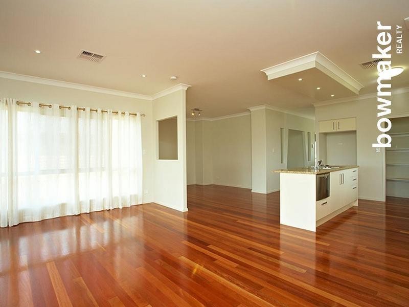54 Elkington Circuit, North Lakes QLD 4509