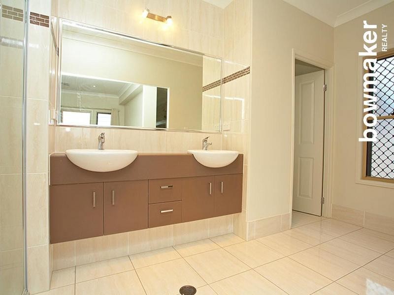 54 Elkington Circuit, North Lakes QLD 4509