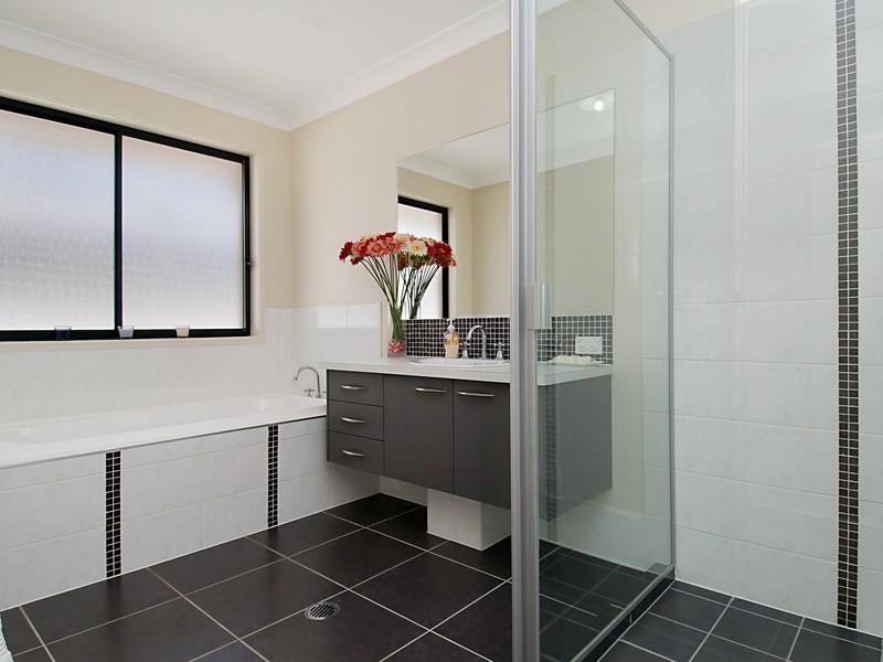 3 Kurrajong Circuit, North Lakes QLD 4509