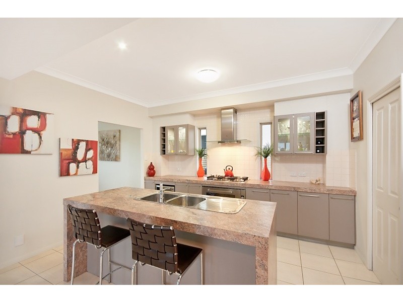 1 Armour Close, North Lakes QLD 4509