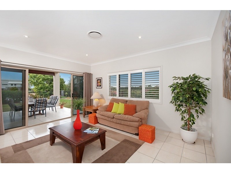 1 Armour Close, North Lakes QLD 4509