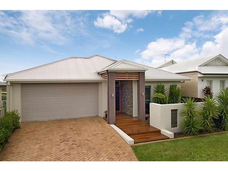 7 Backhousia Court, North Lakes QLD 4509