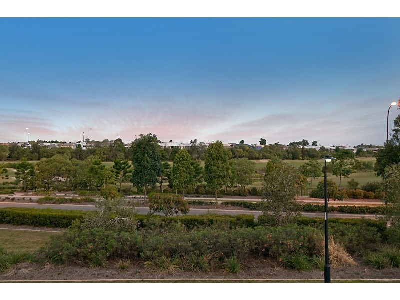 24 Wallaroo Circuit, North Lakes QLD 4509