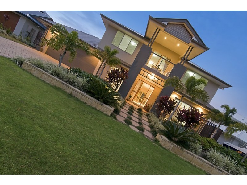 24 Wallaroo Circuit, North Lakes QLD 4509