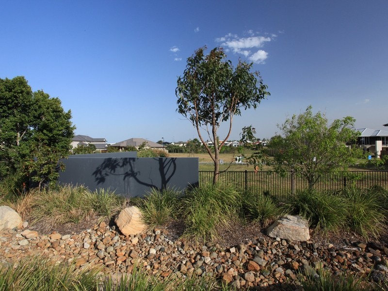 4 Els Court, North Lakes QLD 4509