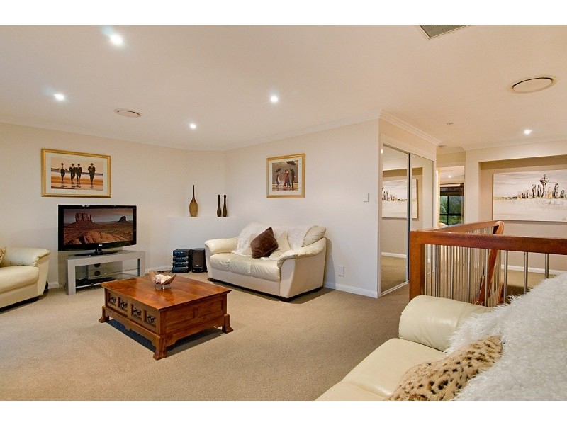 74 Copeland Drive, North Lakes QLD 4509