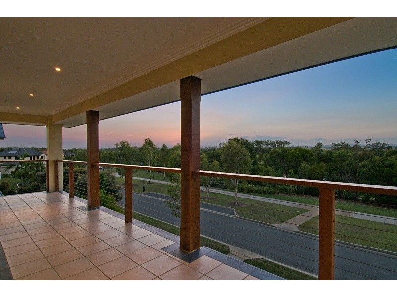 74 Copeland Drive, North Lakes QLD 4509