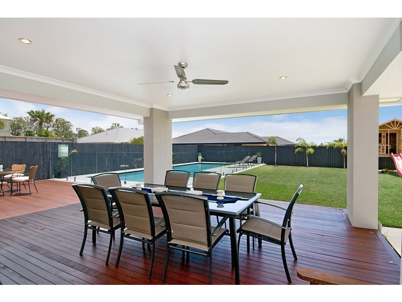 32 Echidna Parade, North Lakes QLD 4509