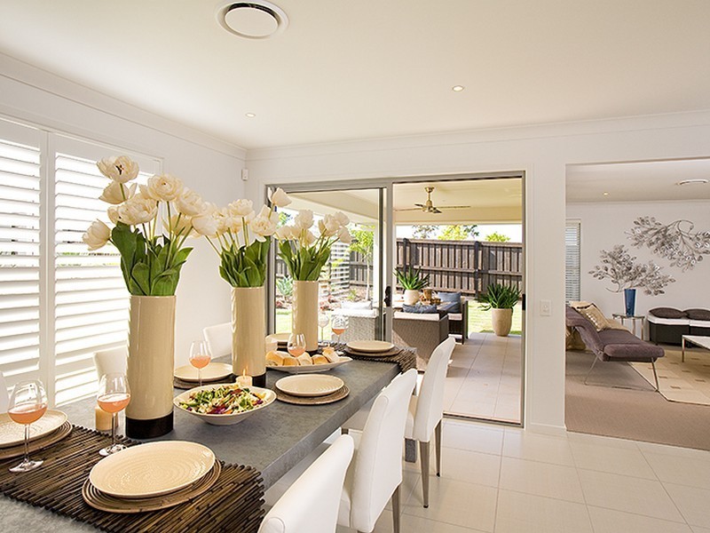 5 Eaton Close, North Lakes QLD 4509