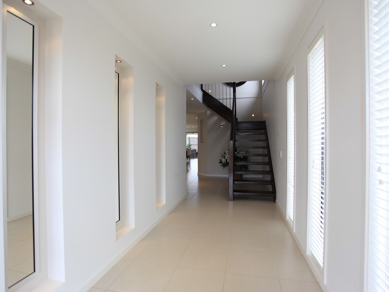 5 Eaton Close, North Lakes QLD 4509